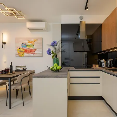 Apartman Oasis By The Sea *